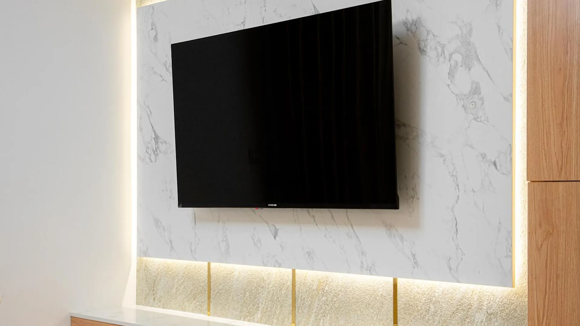 Modern Compact Studio In Jvc Dubai Apartment