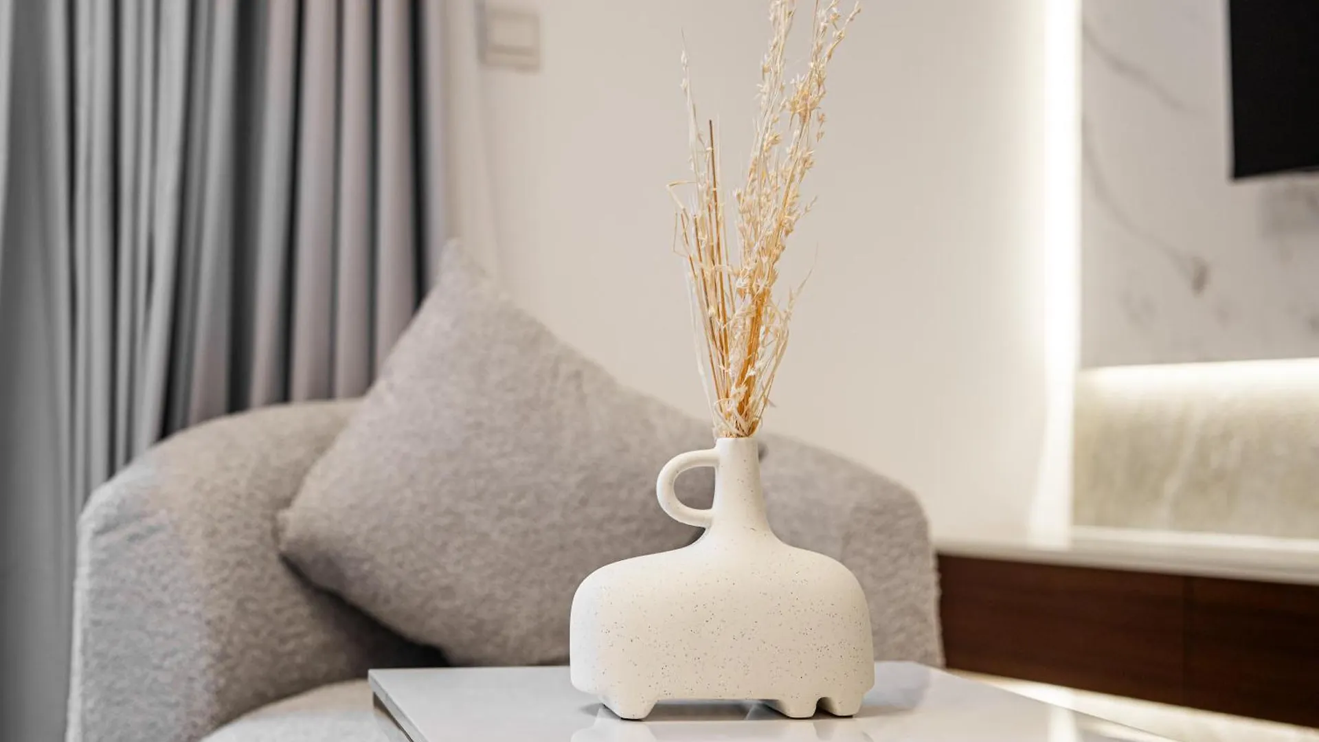 Apartment Modern Compact Studio In Jvc Dubai