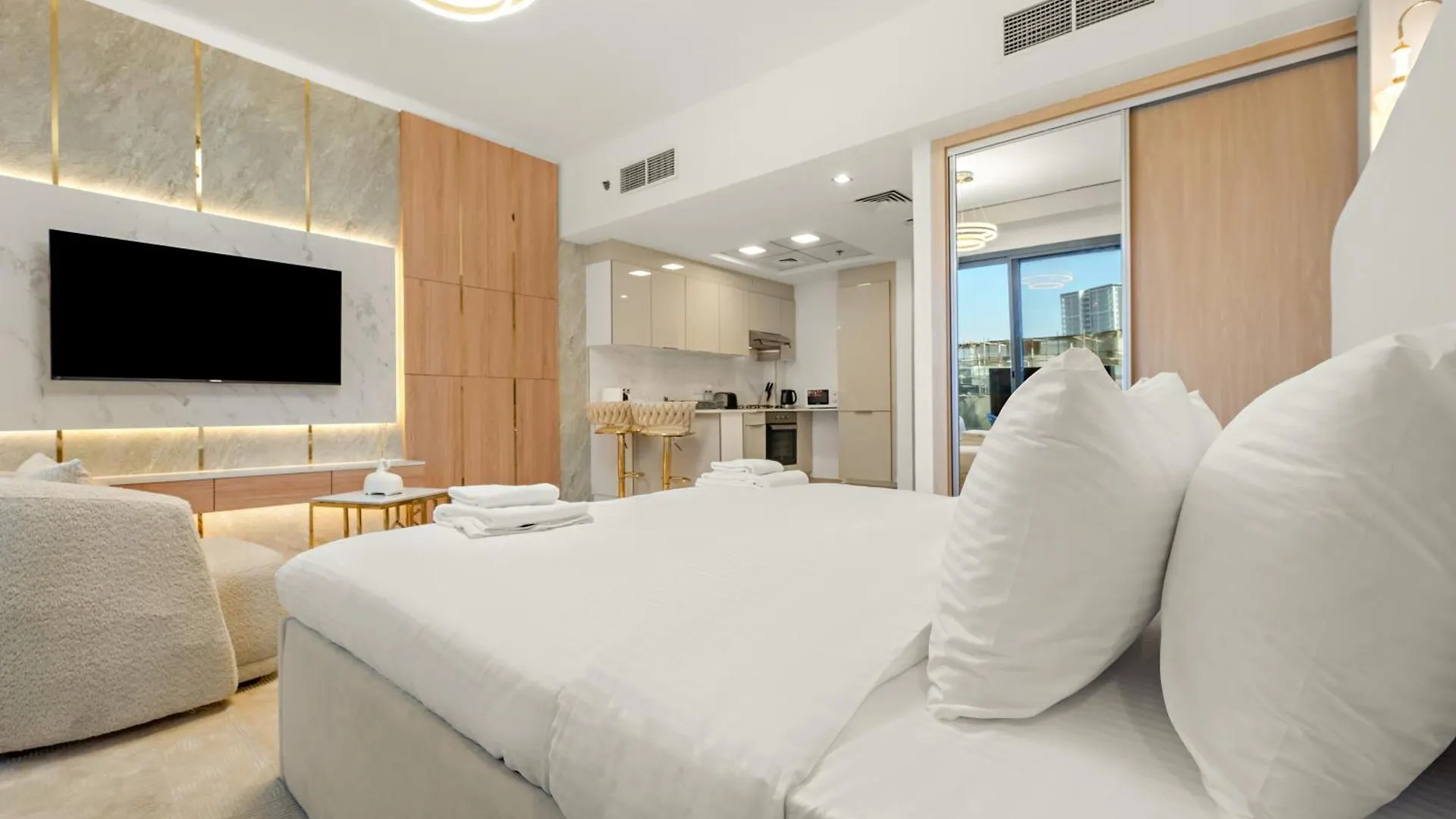 Apartment Modern Compact Studio In Jvc Dubai