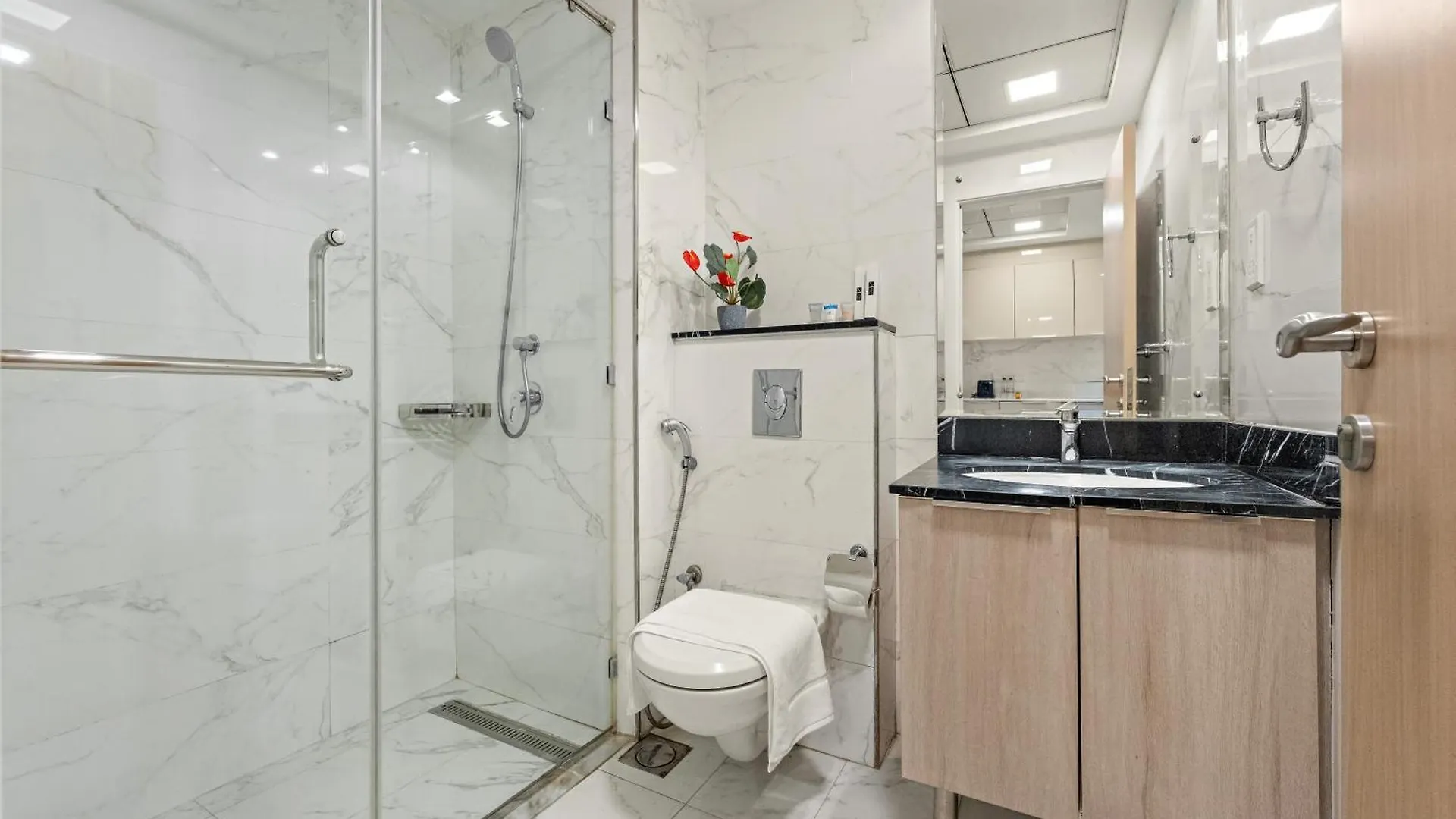 Modern Compact Studio In Jvc Dubai Apartment