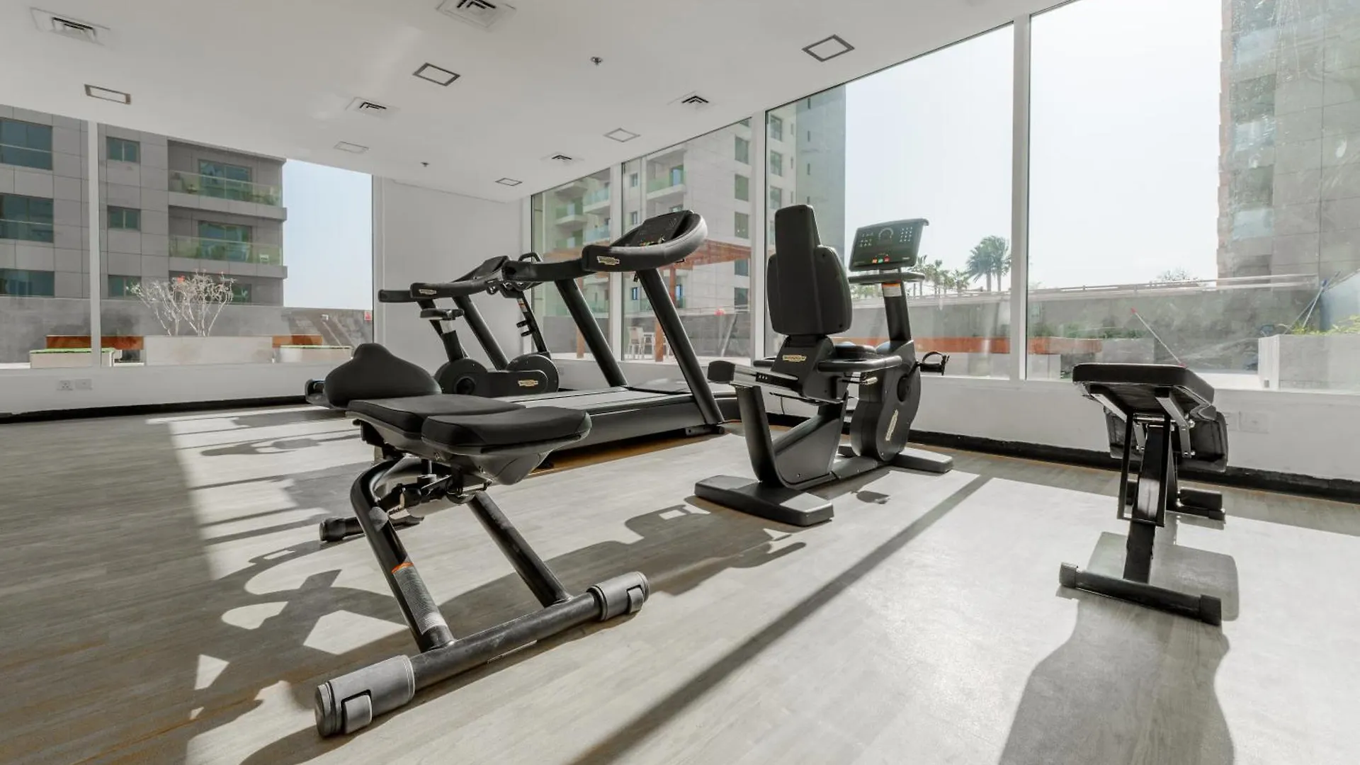 Modern Compact Studio In Jvc Dubaj Apartman